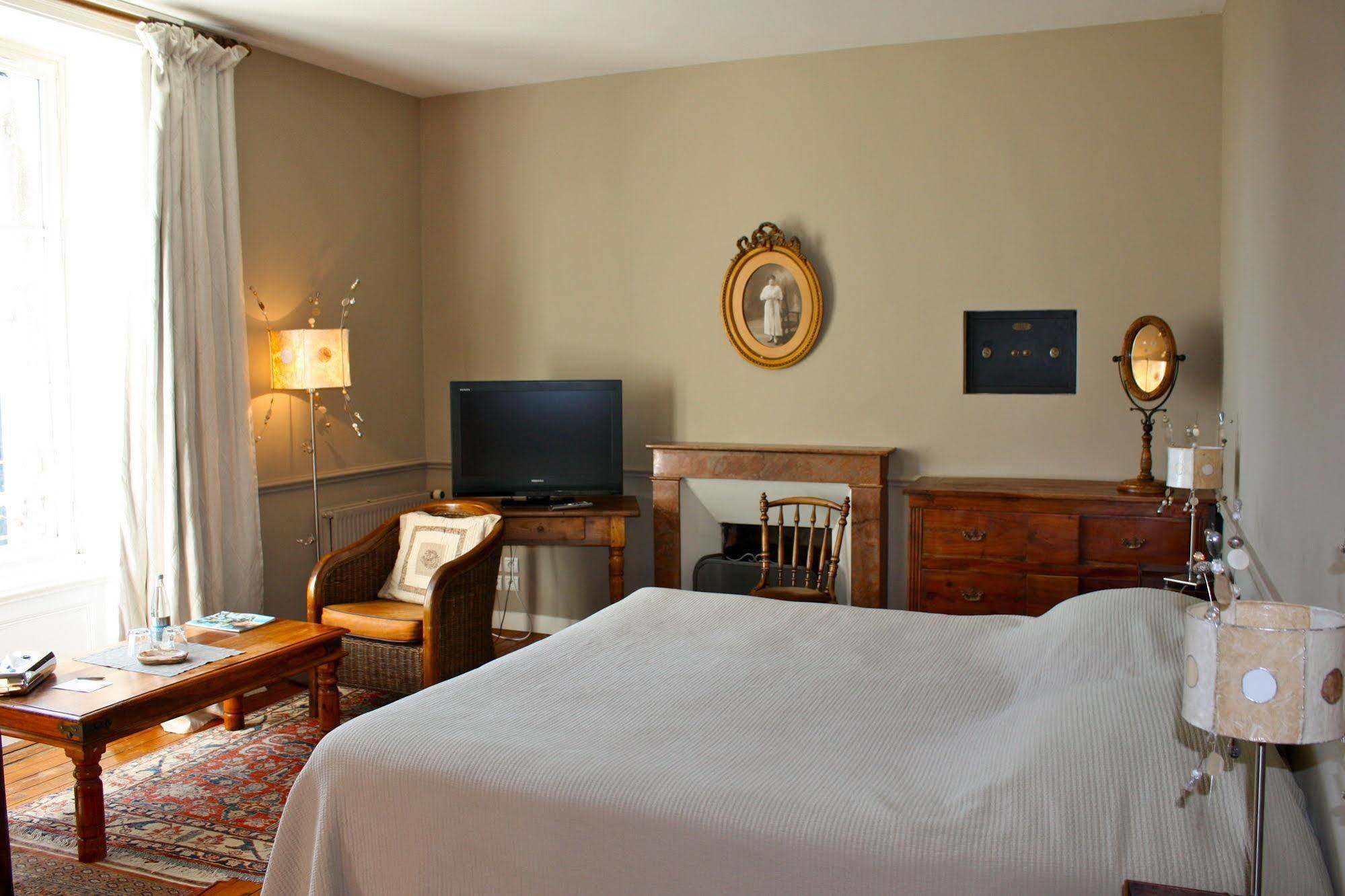 Domaine De Bodeuc Hotel Nivillac Eksteriør billede