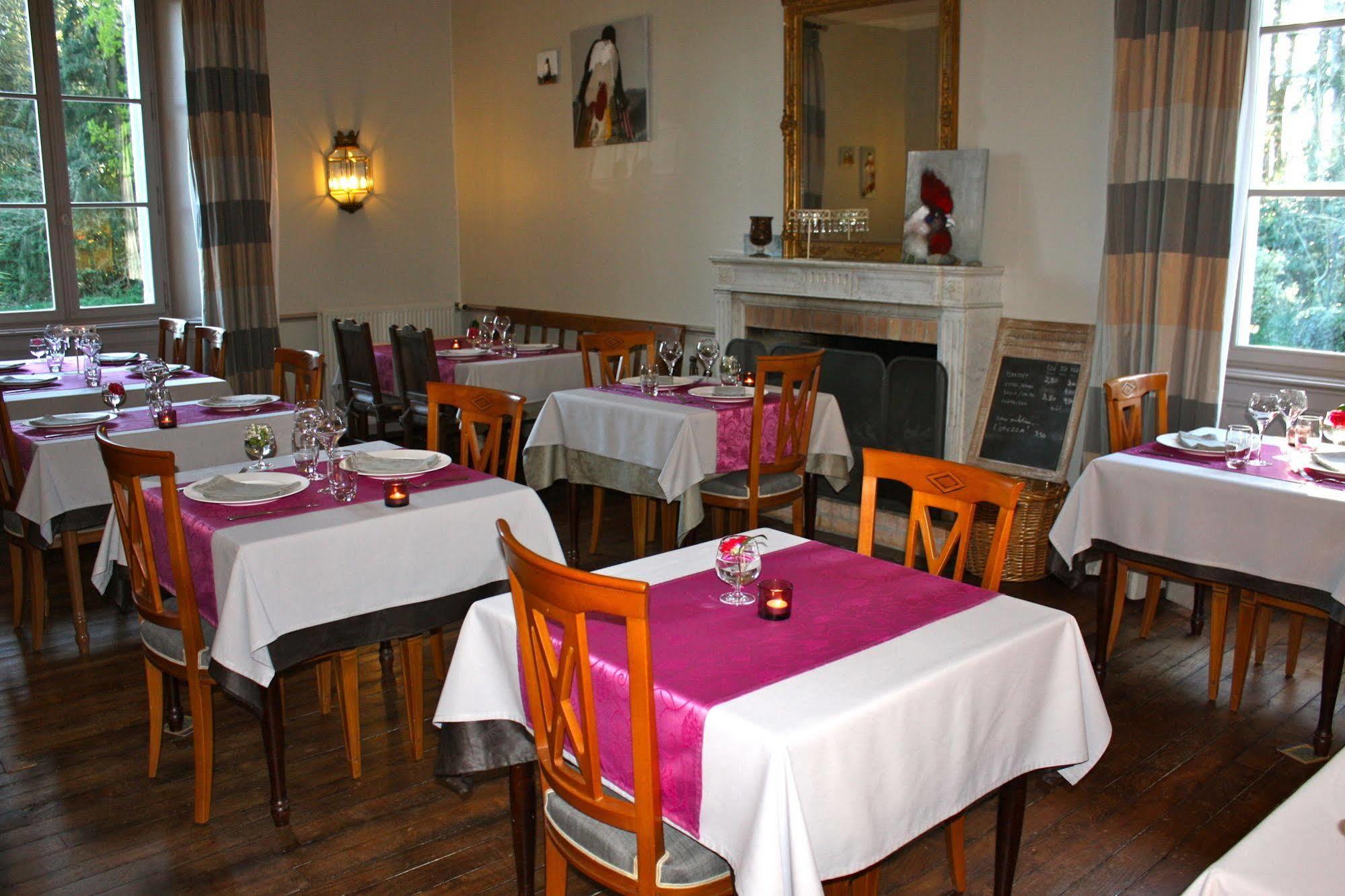 Domaine De Bodeuc Hotel Nivillac Eksteriør billede